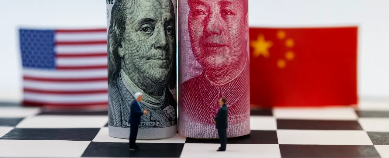 Capa do artigo: Guerra tarifária entre os EUA e China: o que você precisa saber?